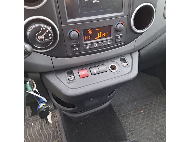 Bedrijfswagen, citroën, berlingo - afbeelding 25 van  46