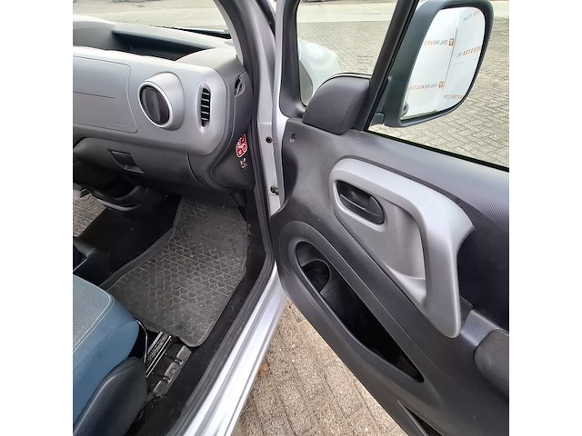 Bedrijfswagen, citroën, berlingo - afbeelding 36 van  46