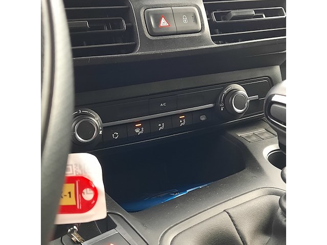 Bedrijfswagen, citroën, berlingo - afbeelding 32 van  48