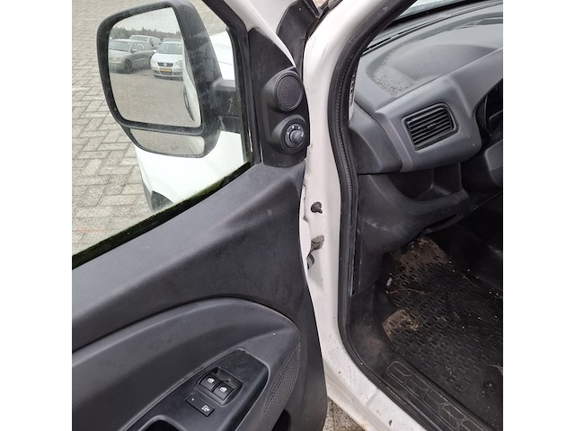 Bedrijfswagen fiat, doblo 1.3 multijet, n.v.t., bouwjaar 2012 - afbeelding 19 van  40