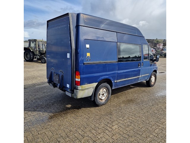 Bedrijfswagen, ford, transit - afbeelding 23 van  42