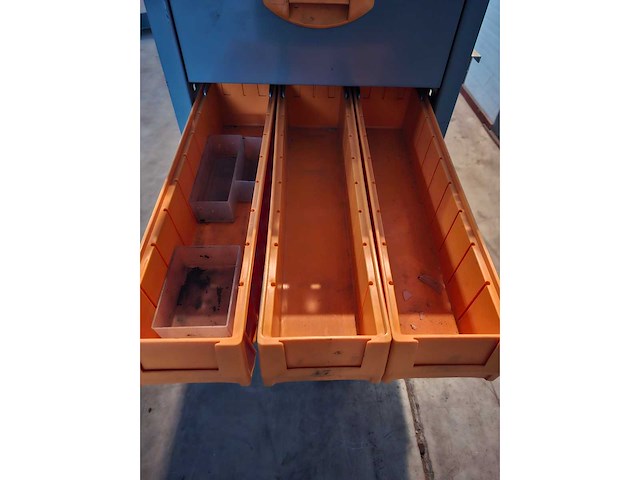 Bedrijfswagen inbouwkast (4x) - afbeelding 17 van  32