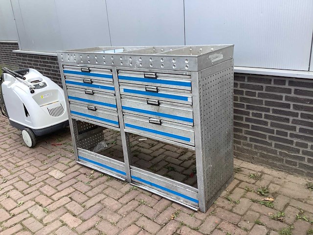 Bedrijfswagen inrichting - afbeelding 1 van  5