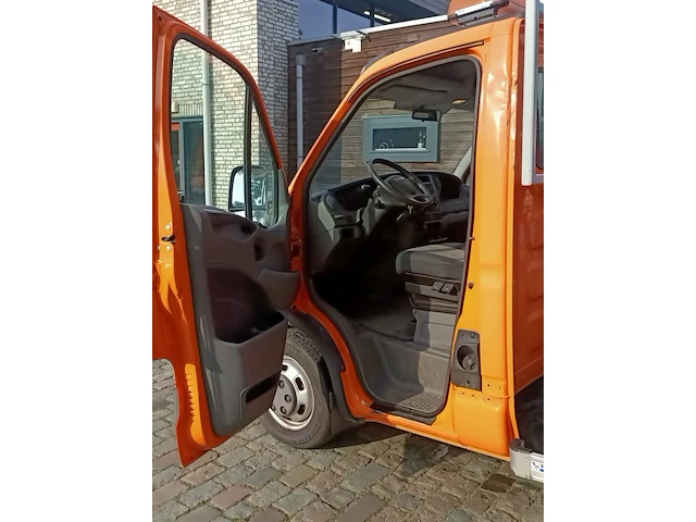 Bedrijfswagen, iveco, daily 35c15d met openlaadbak en laadkraan maxilift, 2012 - afbeelding 2 van  35