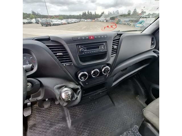 Bedrijfswagen, iveco, daily 35s15v 2.3 410, 2016 - afbeelding 17 van  39