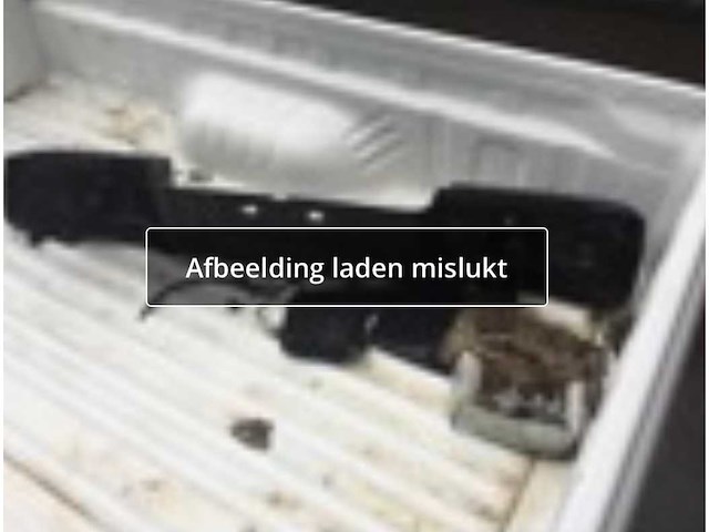 Bedrijfswagen laadbak isuzu - afbeelding 2 van  3