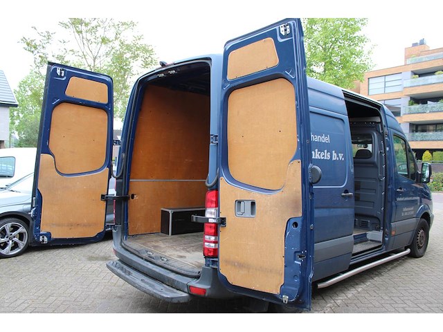 Bedrijfswagen mercedes benz sprinter met kenteken vb-024-k. datum 1e toelating 21-1-2013. apk vervaldatum 1... - afbeelding 4 van  21