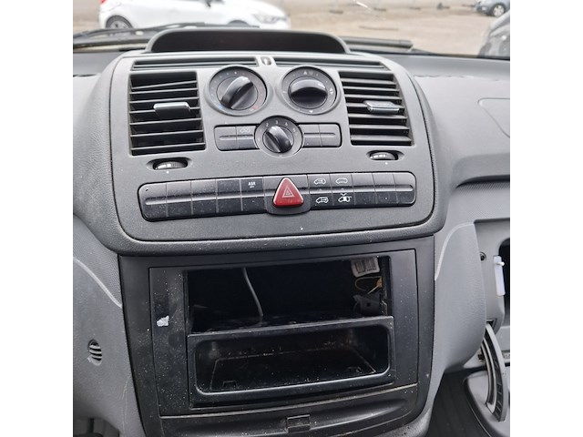 Bedrijfswagen, mercedes-benz, vito, 109 cdi 320 amigo, 2007 - afbeelding 17 van  17