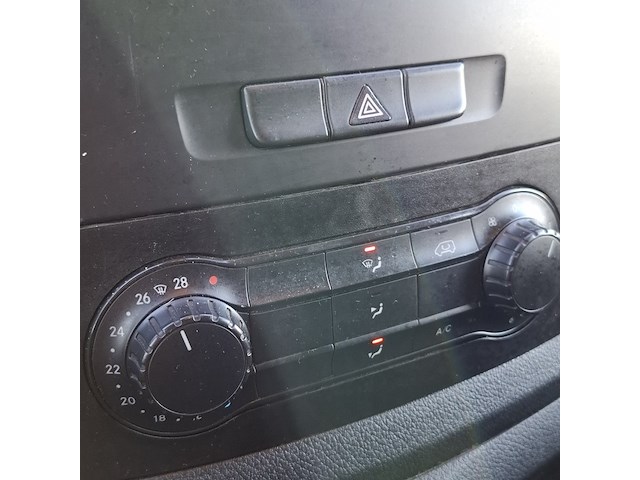 Bedrijfswagen mercedes-benz, vito 109 cdi dc, n.v.t., bouwjaar 2018 - afbeelding 26 van  49