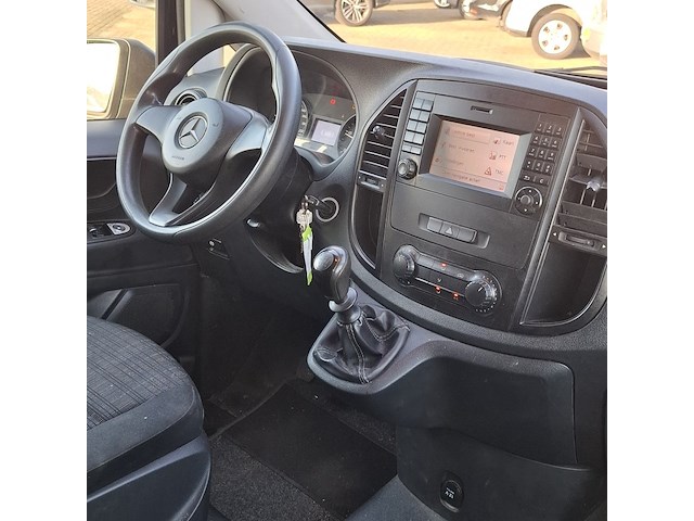 Bedrijfswagen mercedes-benz, vito 109 cdi dc, n.v.t., bouwjaar 2018 - afbeelding 39 van  49
