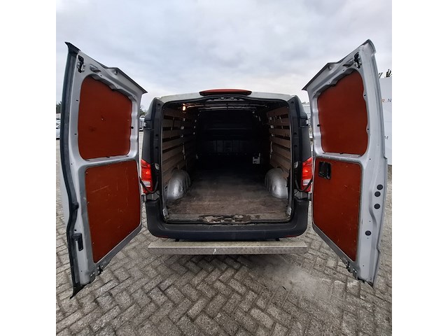 Bedrijfswagen mercedes-benz, vito 109 cdi , n.v.t., bouwjaar 2017 - afbeelding 28 van  52