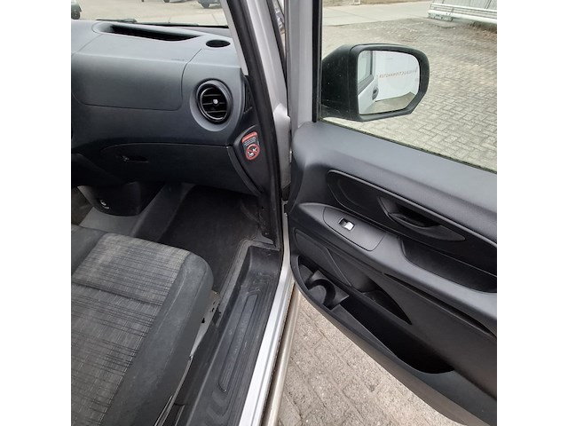 Bedrijfswagen mercedes-benz, vito 109 cdi , n.v.t., bouwjaar 2017 - afbeelding 33 van  52