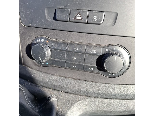 Bedrijfswagen, mercedes-benz, vito 110 cdi, 2020 - afbeelding 30 van  49