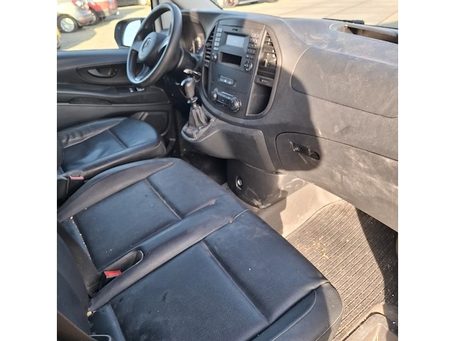 Bedrijfswagen, mercedes-benz, vito 110 cdi, 2020 - afbeelding 41 van  49