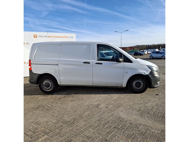 Bedrijfswagen, mercedes-benz, vito 110 cdi, 2020 - afbeelding 34 van  49