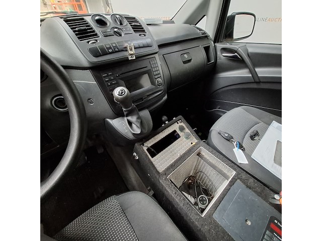 Bedrijfswagen, mercedes-benz, vito - afbeelding 27 van  56