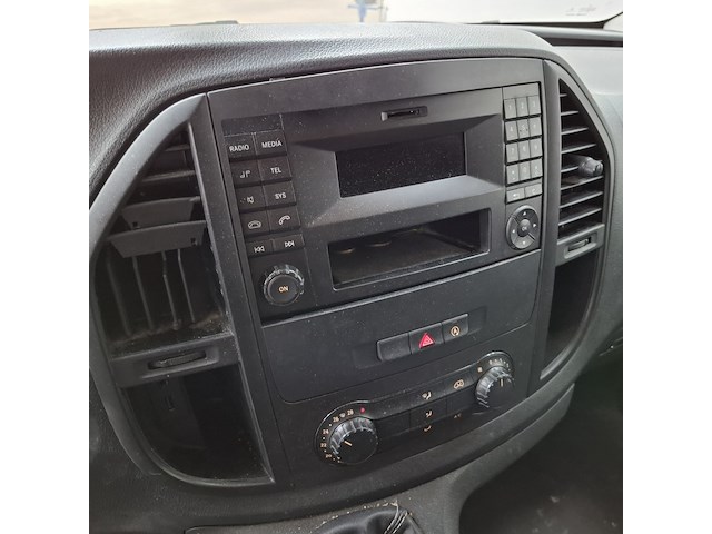 Bedrijfswagen, mercedes-benz, vito - afbeelding 25 van  57