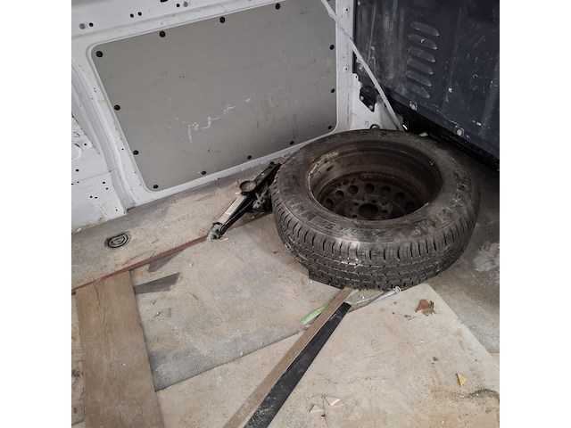 Bedrijfswagen, mercedes-benz, vito - afbeelding 32 van  57