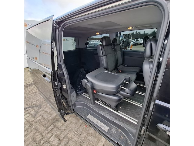 Bedrijfswagen, mercedes, viano - afbeelding 31 van  51