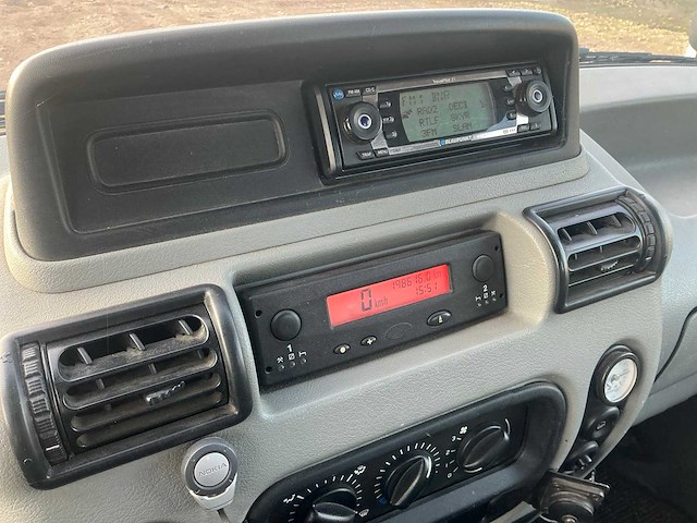 Bedrijfswagen met laadkraan - afbeelding 10 van  20