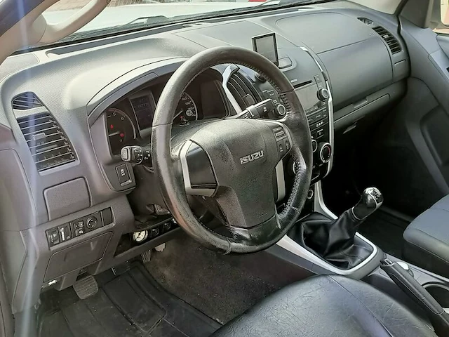 Bedrijfswagen met openlaadbak, isuzu, d-max met laadkraan maxilift, 2.5 single cab l, 2014 - afbeelding 3 van  45