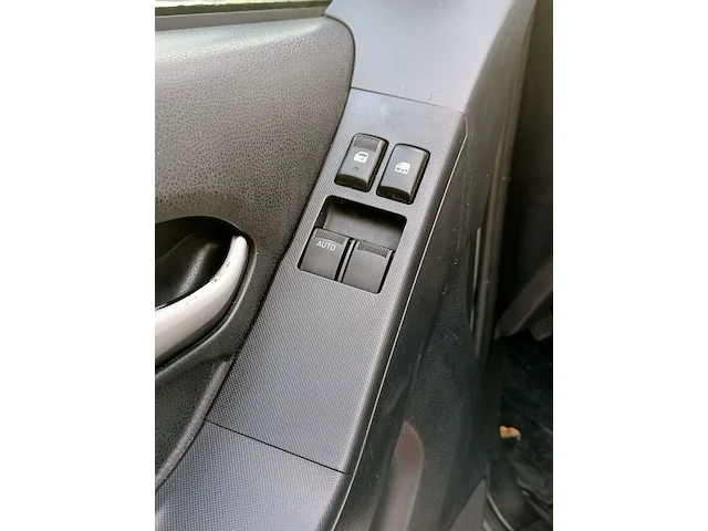 Bedrijfswagen met openlaadbak, isuzu, d-max met laadkraan maxilift, 2.5 single cab l, 2014 - afbeelding 4 van  45