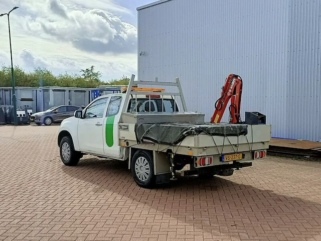 Bedrijfswagen met openlaadbak, isuzu, d-max met laadkraan maxilift, 2.5 single cab l, 2014 - afbeelding 34 van  45