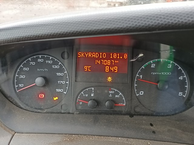 Bedrijfswagen met openlaadbak, iveco, daily 29l13, 29 l 13 d 345 - afbeelding 11 van  36