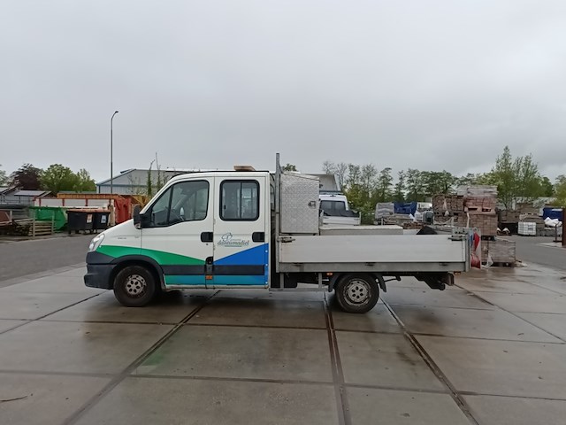 Bedrijfswagen met openlaadbak, iveco, daily 29l13, 29 l 13 d 345 - afbeelding 12 van  36
