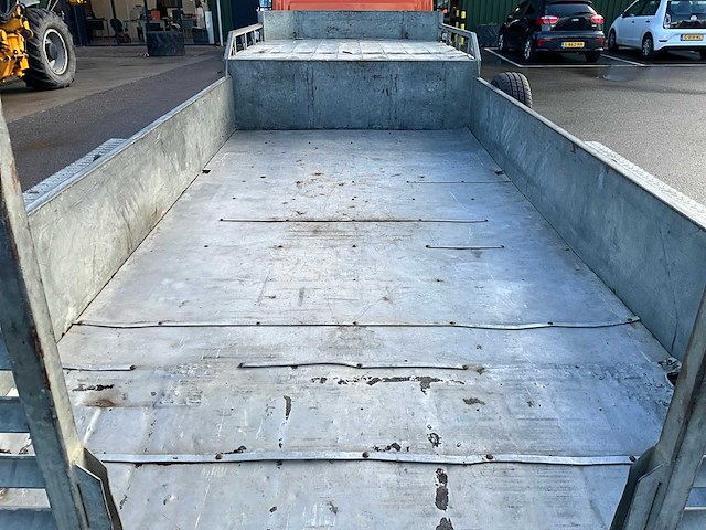 Bedrijfswagen met oplegger - afbeelding 9 van  28