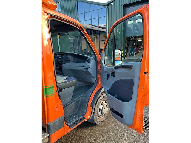 Bedrijfswagen met oplegger - afbeelding 5 van  26