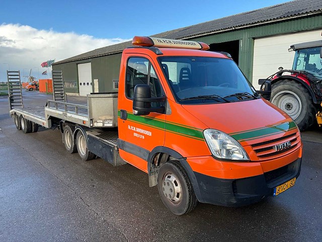 Bedrijfswagen met oplegger - afbeelding 12 van  26