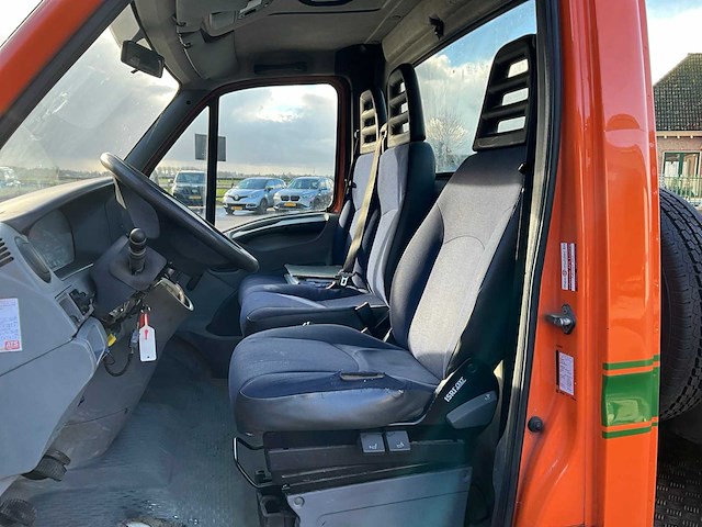 Bedrijfswagen met oplegger - afbeelding 25 van  26