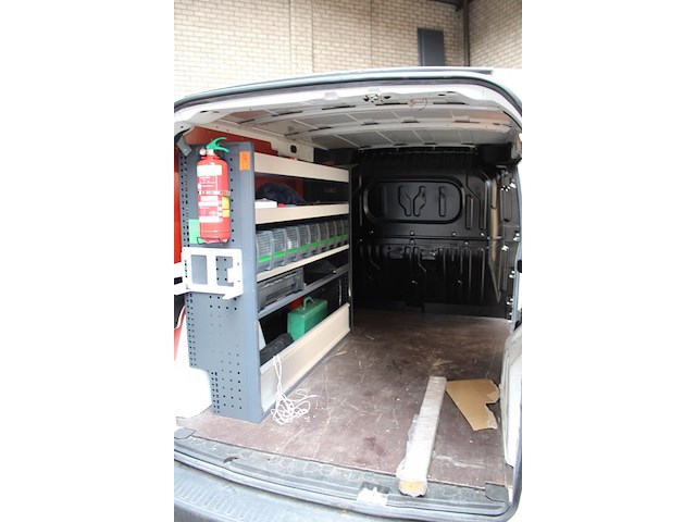 Bedrijfswagen opel combo met kenteken v-187-pn. datum eerste toelating 12-06-2018. vervaldatum apk 22-03-20... - afbeelding 4 van  12