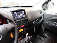 Bedrijfswagen opel combo met kenteken v-187-pn. datum eerste toelating 12-06-2018. vervaldatum apk 22-03-20... - afbeelding 11 van  12
