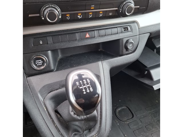 Bedrijfswagen, opel, vivaro, 2.0 cdti l3h1 dc innovation, 2021 - afbeelding 4 van  22