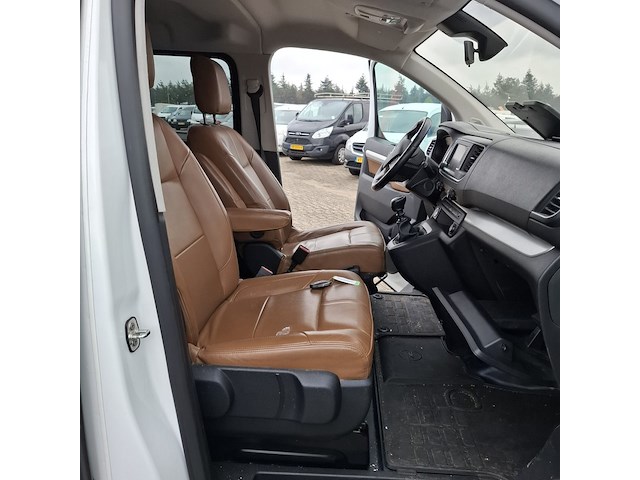 Bedrijfswagen, opel, vivaro, 2.0 cdti l3h1 dc innovation, 2021 - afbeelding 13 van  22