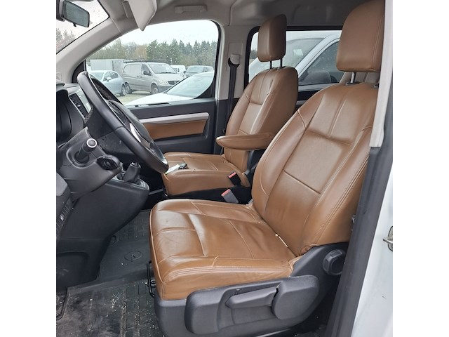 Bedrijfswagen, opel, vivaro, 2.0 cdti l3h1 dc innovation, 2021 - afbeelding 20 van  22