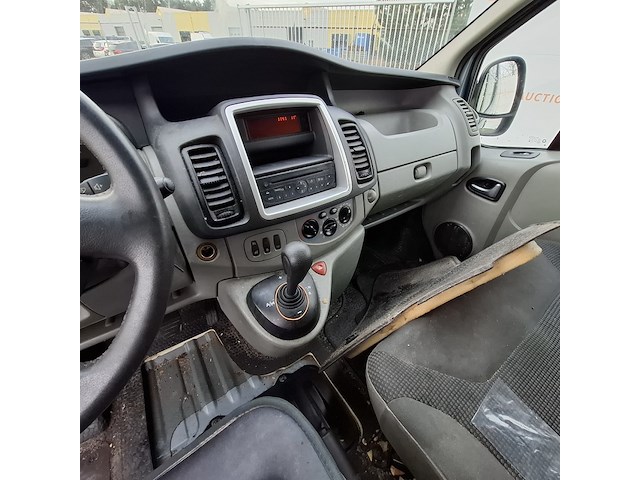 Bedrijfswagen opel, vivaro 2.5, bouwjaar 2011 - afbeelding 29 van  47