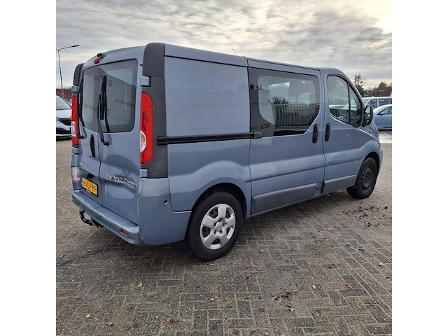 Bedrijfswagen opel, vivaro 2.5, bouwjaar 2011 - afbeelding 43 van  47