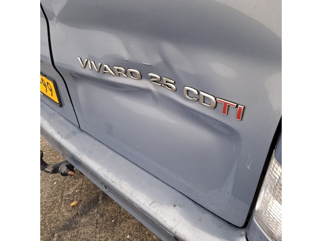 Bedrijfswagen opel, vivaro 2.5, bouwjaar 2011 - afbeelding 45 van  47