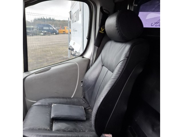 Bedrijfswagen, opel, vivaro, 2.5 dti l2h1, 2004 - afbeelding 5 van  14