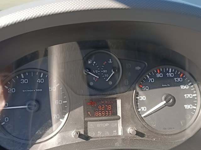 Bedrijfswagen, peugeot, 4x4 dangel, 120 1.6 bluehdi 100 l1 premium pack s&s, 2017 - afbeelding 10 van  33