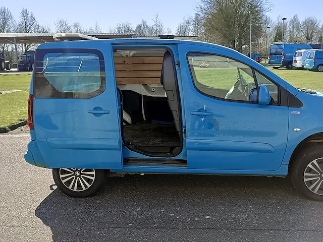 Bedrijfswagen, peugeot, 4x4 dangel, 120 1.6 bluehdi 100 l1 premium pack s&s, 2017 - afbeelding 20 van  33