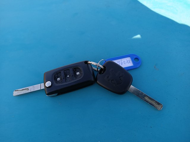 Bedrijfswagen, peugeot, 4x4 dangel, 120 1.6 bluehdi 100 l1 premium pack s&s, 2017 - afbeelding 27 van  33