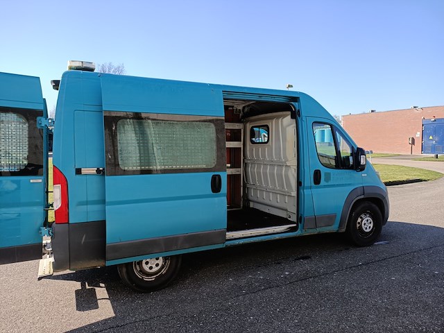 Bedrijfswagen, peugeot, boxer, 335 2.0 bluehdi l2h1 pro dc, 2016 - afbeelding 19 van  35