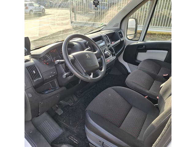 Bedrijfswagen peugeot, boxer 335 2.2 hdi, bouwjaar 2015 - afbeelding 11 van  53