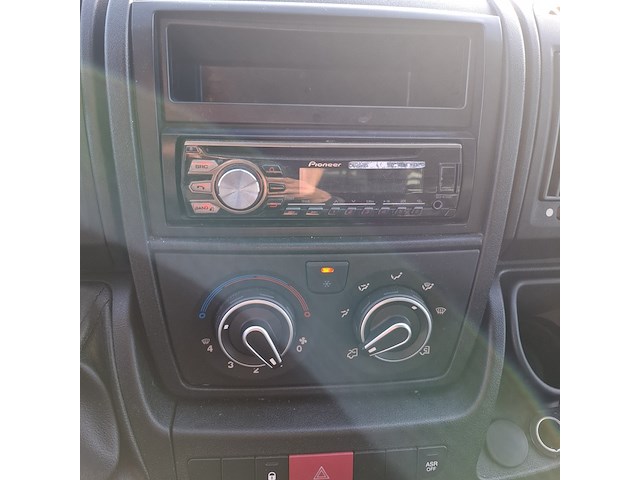 Bedrijfswagen peugeot, boxer 335 2.2 hdi, bouwjaar 2015 - afbeelding 22 van  53