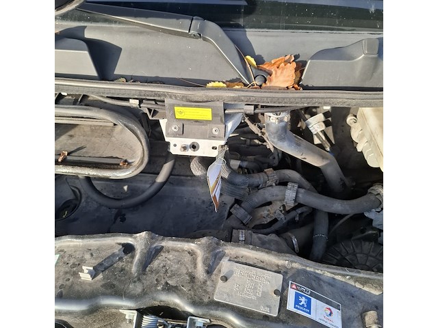 Bedrijfswagen peugeot, boxer 335 2.2 hdi, bouwjaar 2015 - afbeelding 40 van  53