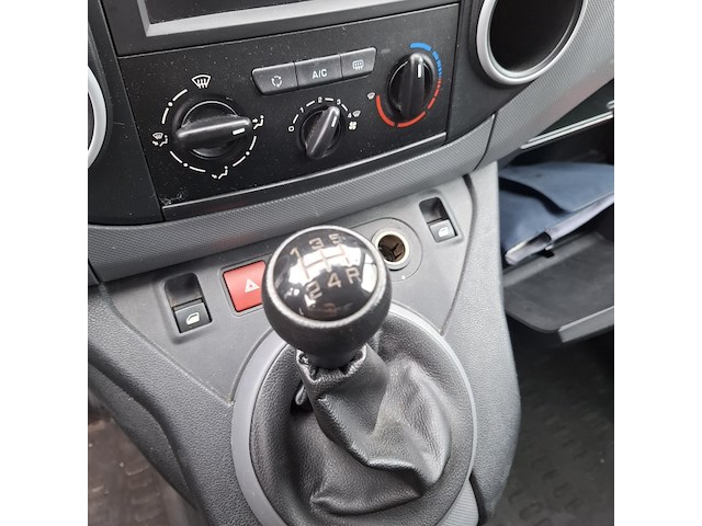 Bedrijfswagen, peugeot, partner, 120 1.6 bluehdi 75 l1 premium pack, 2017 - afbeelding 3 van  14